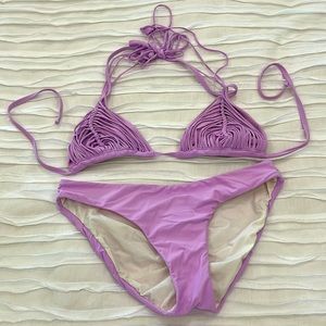 Poly Q bikini gently used